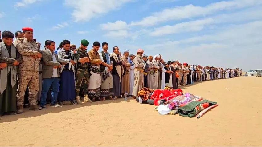 مأرب.. تشييع جثمان المخرج والمصور الصحفي الحطامي