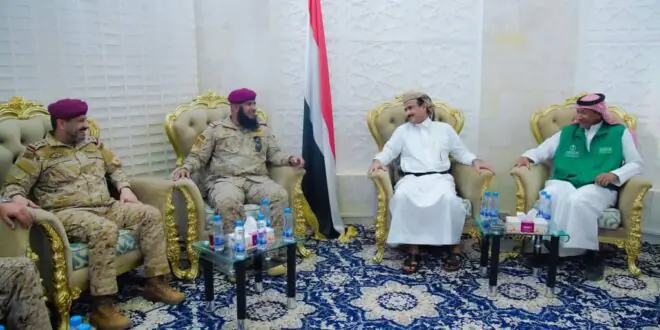 محافظ شبوة يشيد بدعم التحالف والبرنامج السعودي لتنمية وإعمار اليمن