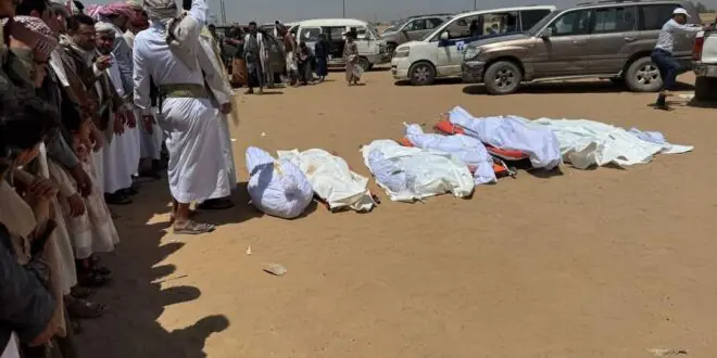 مأرب تُشيّع ضحايا حريق مأساوي أودى بأسرة كاملة وسط دعوات لإغاثة الناجين